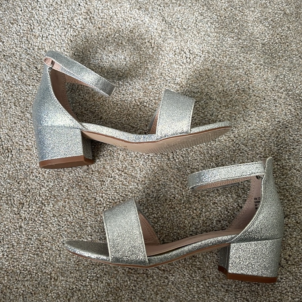 Girls Sparkly Silver Dress Shoes with Heel